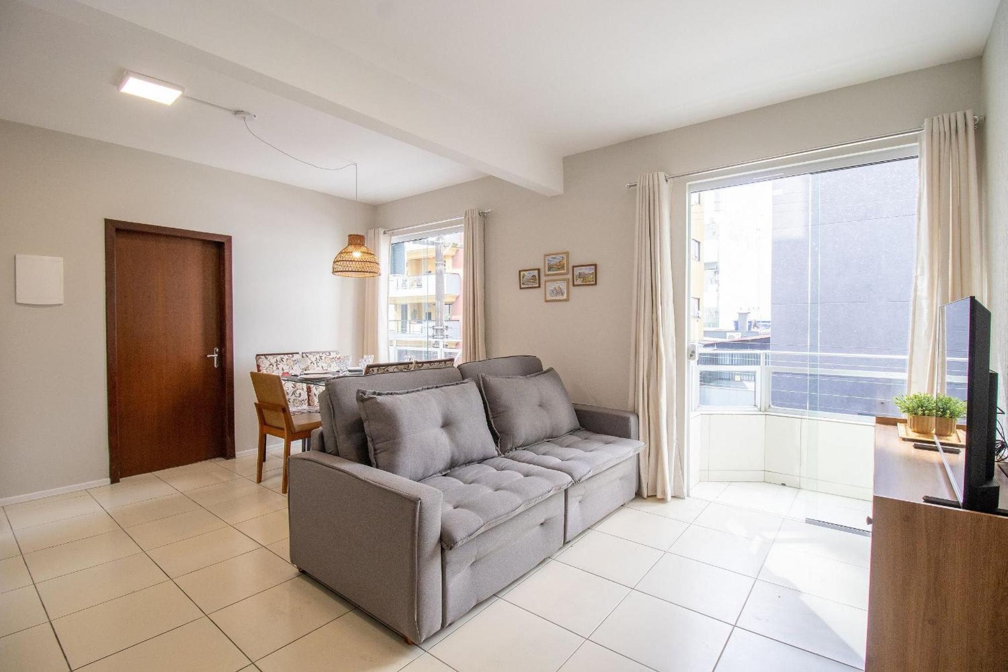 Apartamento Joa31 - 2 Dorm Climatizados, Garagem, Tv Smart Balneario Camboriu