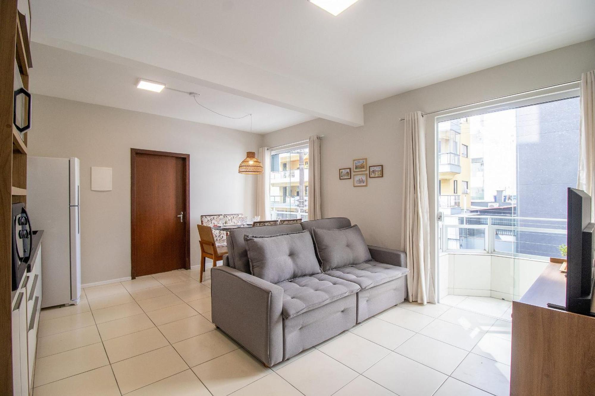 Apartamento Joa31 - 2 Dorm Climatizados, Garagem, Tv Smart *