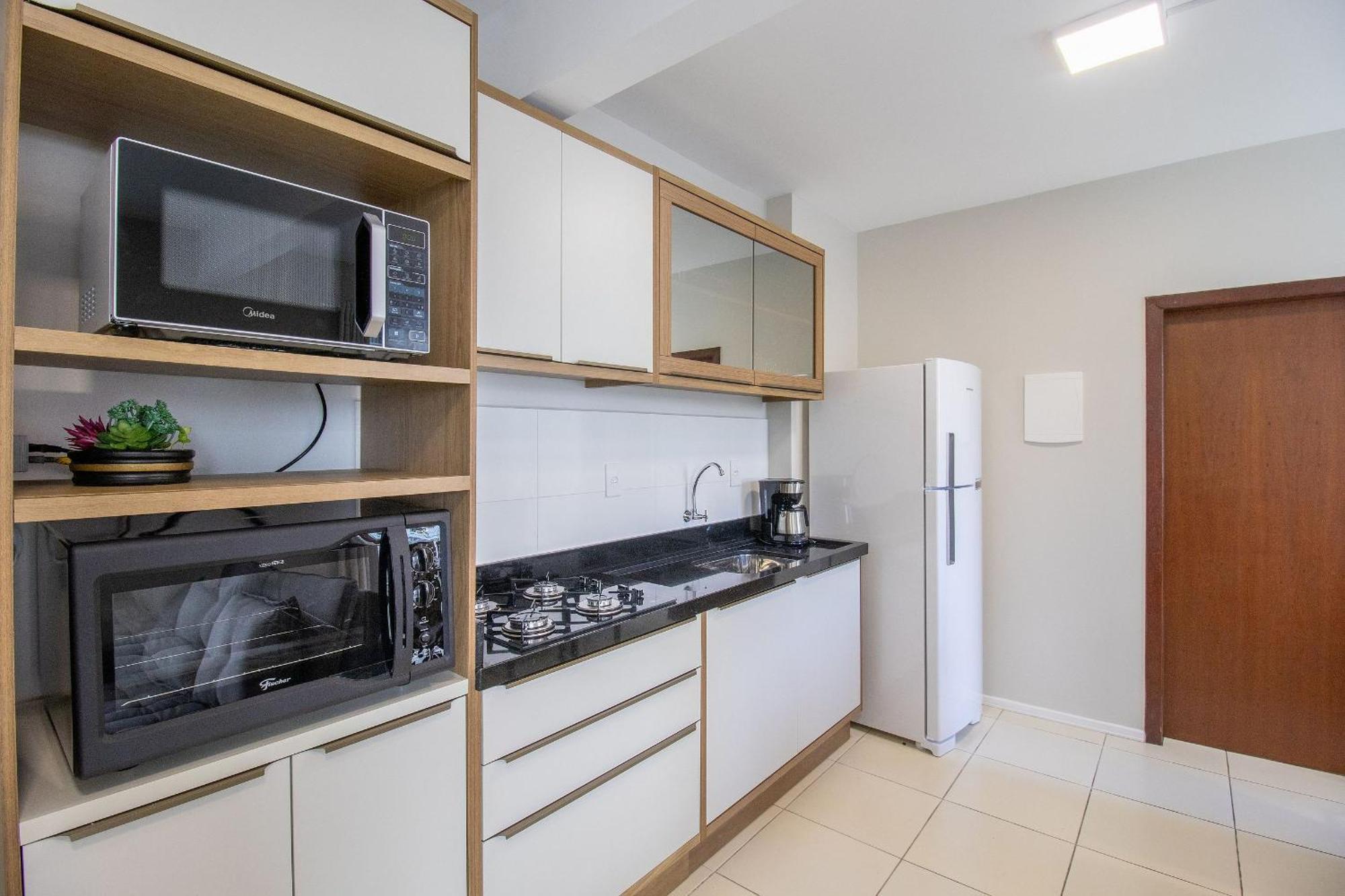 Joa31 - 2 Dorm Climatizados, Garagem, Tv Smart Apartamento Balneario Camboriu
