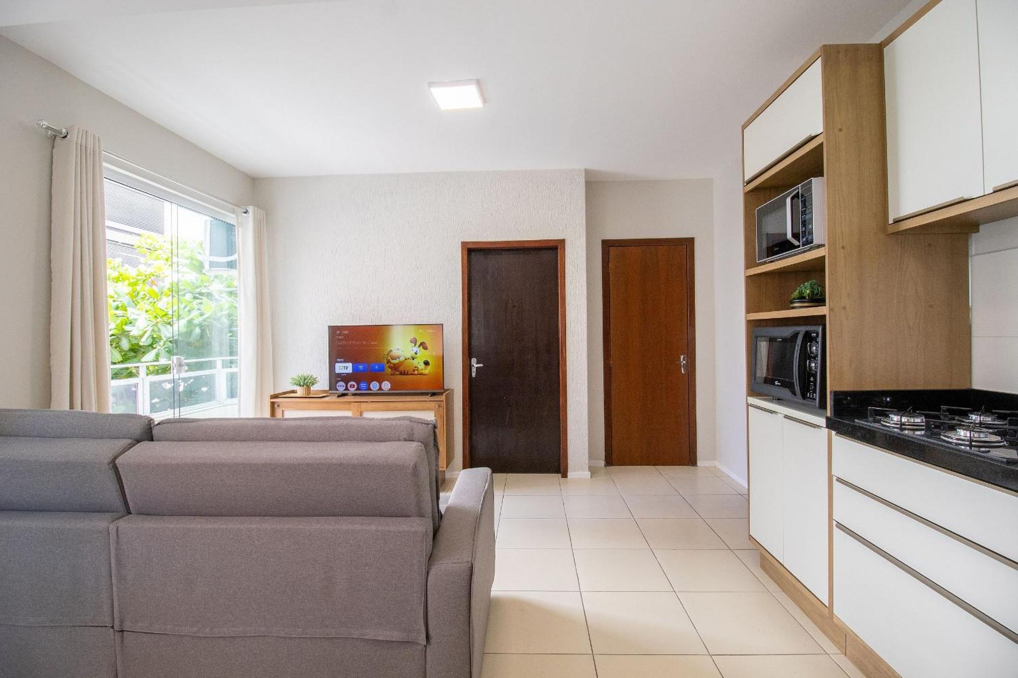 Joa31 - 2 Dorm Climatizados, Garagem, Tv Smart Apartamento