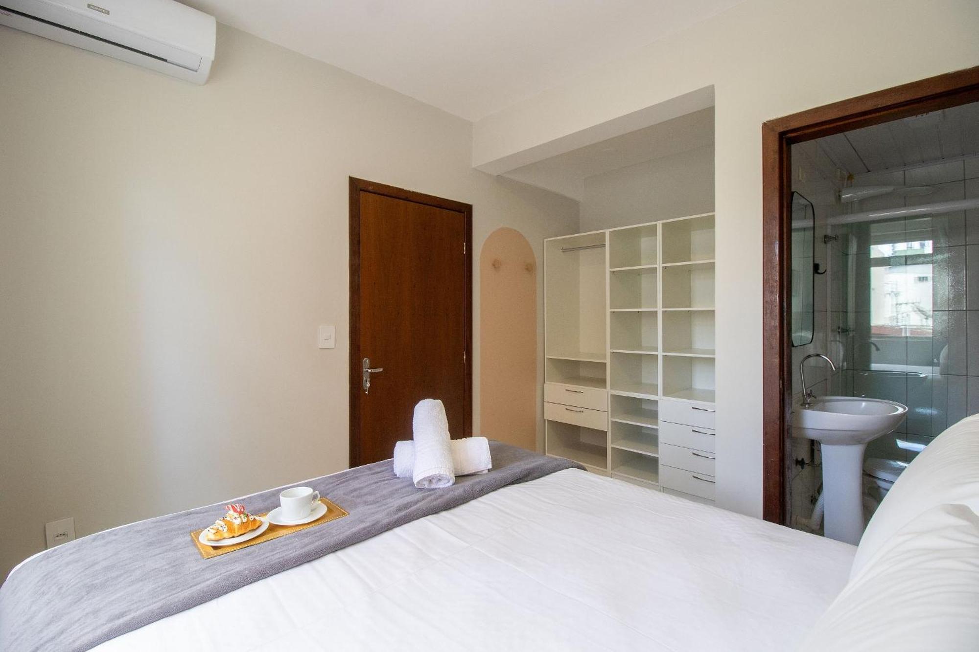 Joa31 - 2 Dorm Climatizados, Garagem, Tv Smart * Balneario Camboriu